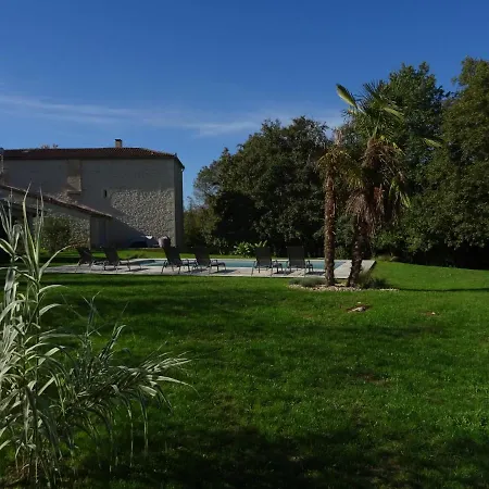 Domaine La Bastide فندق مبيت وإفطار
