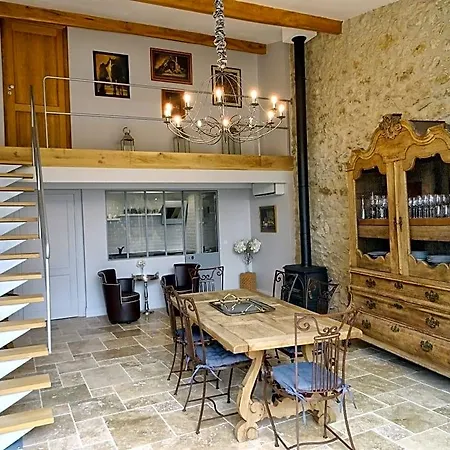 Domaine La Bastide Bed & Breakfast 4*